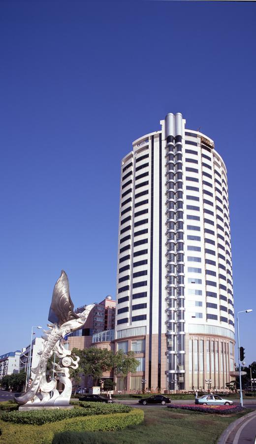 Hongyi Hotel Ухань Екстер'єр фото